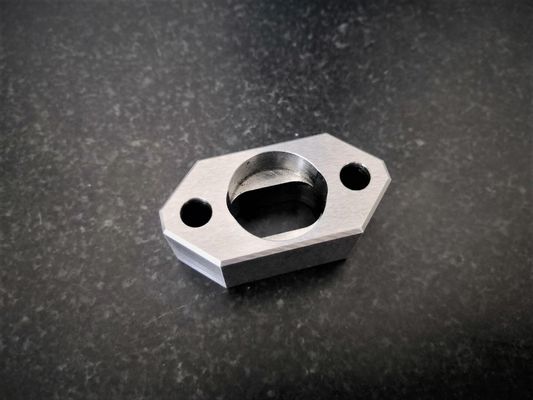 Il CNC dell'acciaio inossidabile Ra0.8 SKD11 pezzo di precisione la tolleranza di 0.01mm