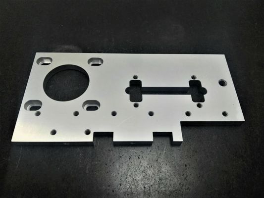 Parti dell'attrezzatura medica da elettronica delle componenti lavorate CNC di precisione