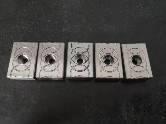 Lo strumento dello scorrevole di alta precisione trivella resistente all'uso ad alta temperatura di trattamento termico del dispositivo