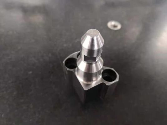 Pezzi meccanici precisione di concentricità 0.005mm di trattamento termico HRC60 Ra0.6
